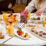Your Ultimate Guide to Restaurant Reviews | Brunch & Snack Chat