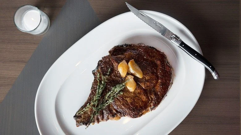 Why Steakhouses That Are Hidden Gems Offer Unforgettable Dining