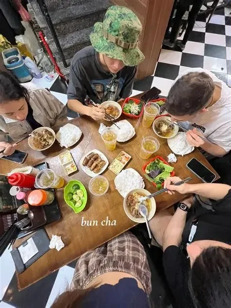 Discover 17 Hidden Gems: Budget Eats You Can’t Miss in 2025