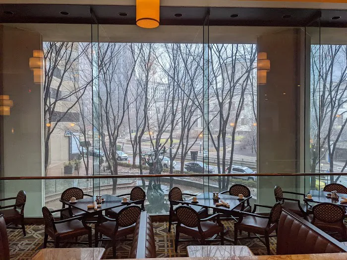 Plaza Restaurant and Lounge Picture 1
