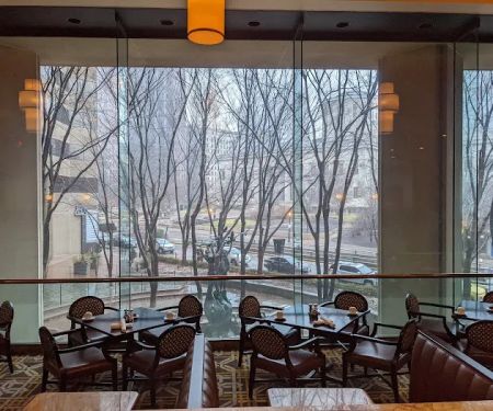 Plaza Restaurant and Lounge