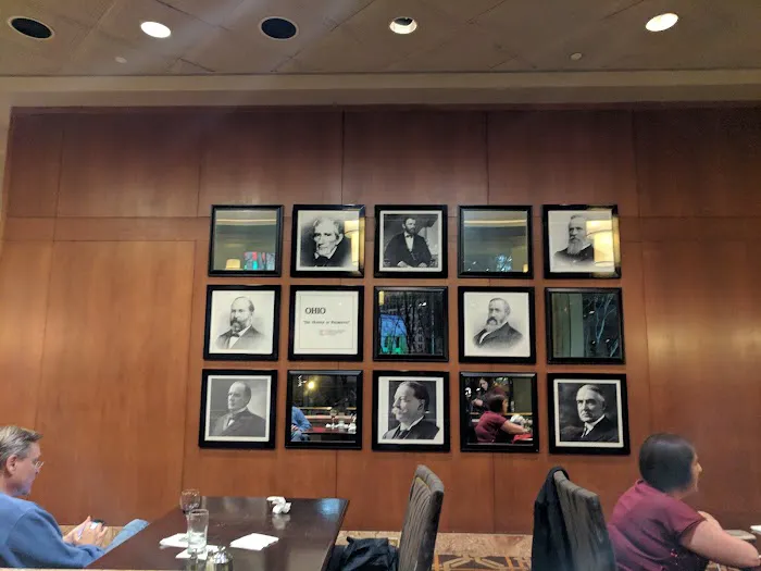 Plaza Restaurant and Lounge Picture 9
