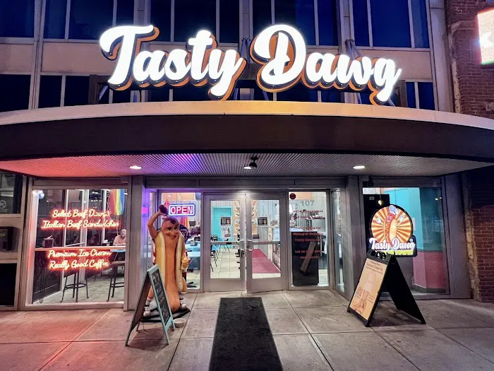 Tasty Dawg Picture 2