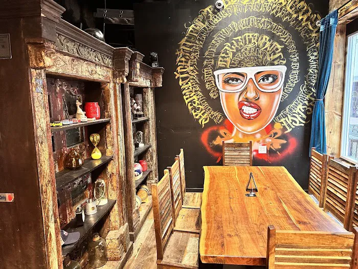 Alley Burger Picture 8