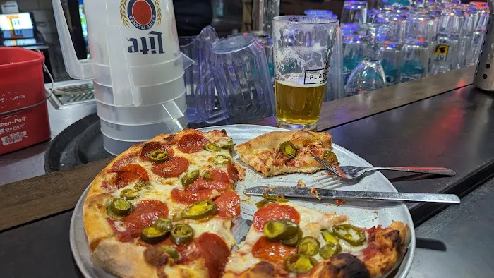 Aracri Pizzeria Picture 1