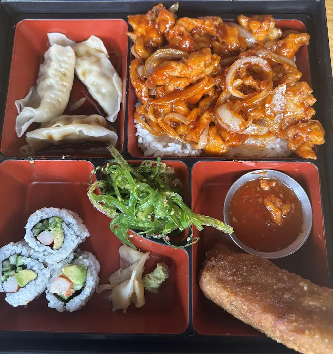 Rishi Sushi Kitchen & Bar Picture 6