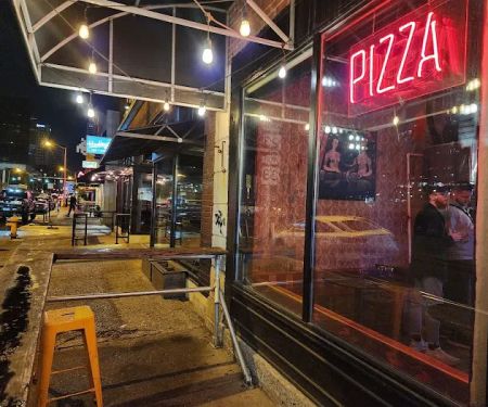 Mikey's Late Night Slice