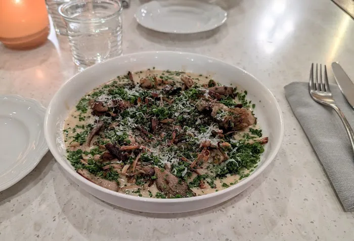Speck Italian Eatery Picture 9