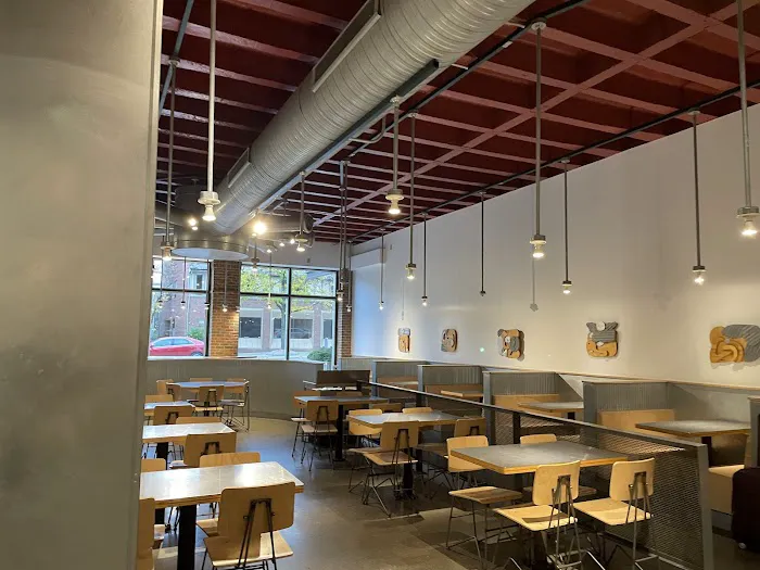 Chipotle Mexican Grill Picture 2