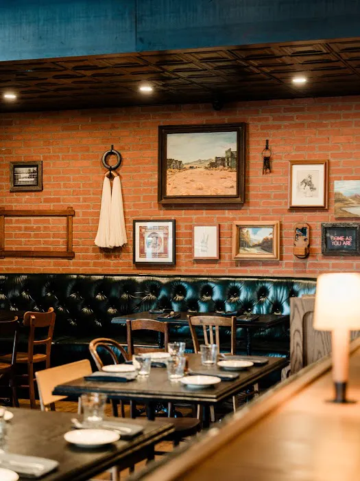 Little West Tavern Picture 6