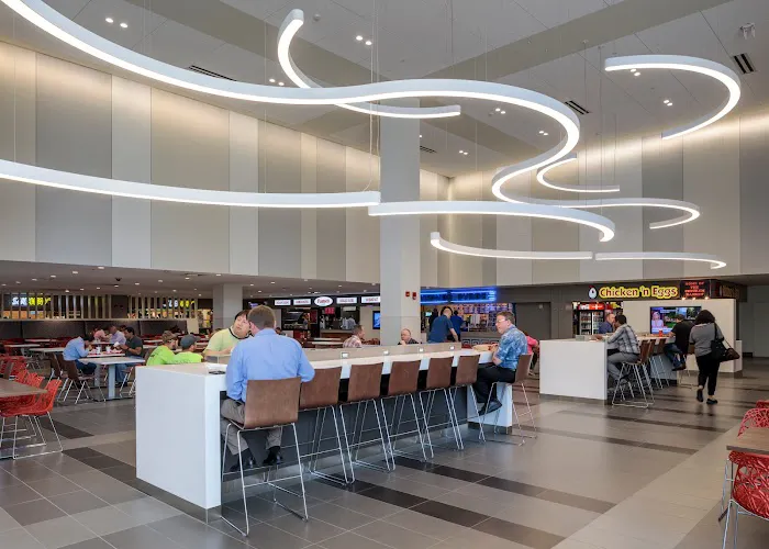 South Cafe & Marketplace inside Greater Columbus Convention Center Picture 10