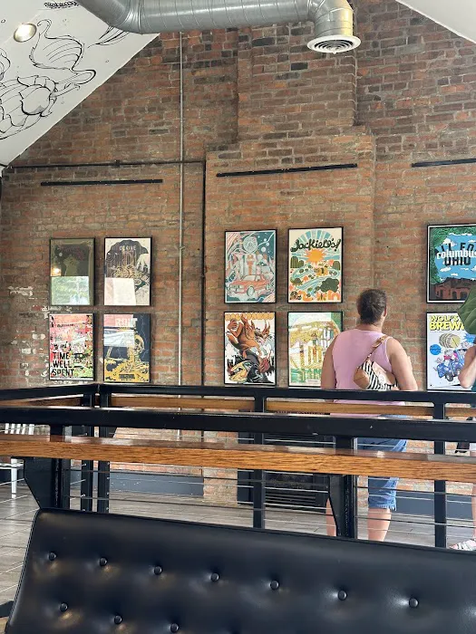The Daily Growler - German Village/Brewery District Picture 9