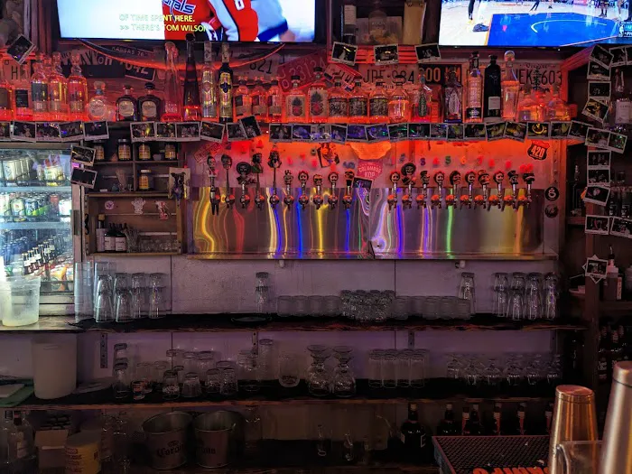 Local Cantina Brewery District Picture 7