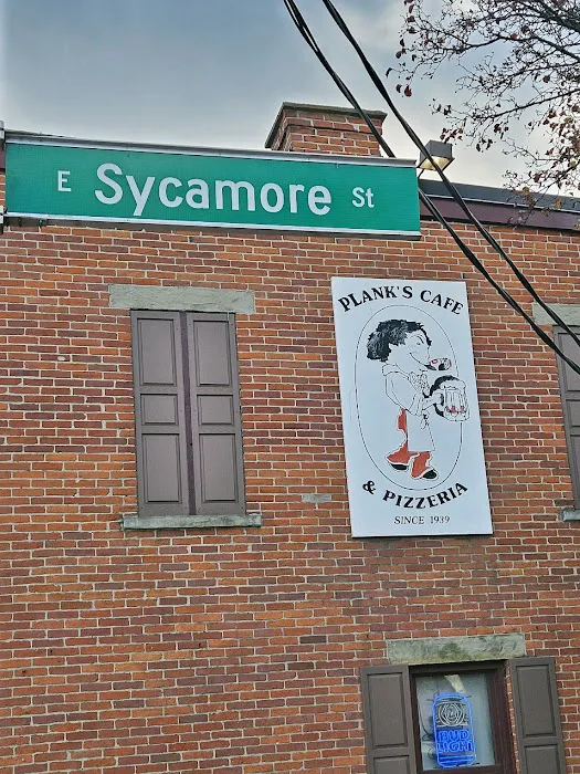 Plank's Cafe & Pizzeria Picture 6