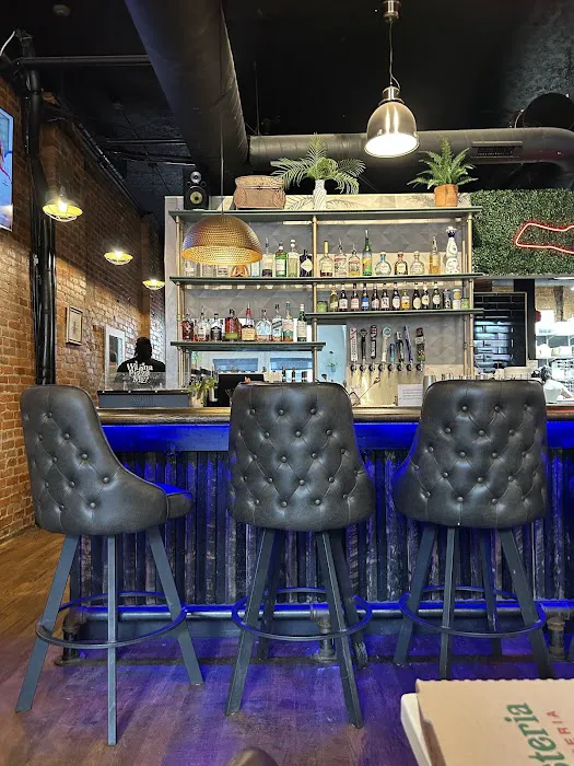 Osteria Pizzeria Picture 2