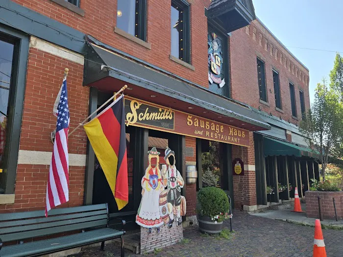 Schmidt’s Sausage Haus Restaurant Picture 1