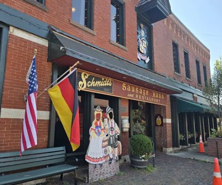 Schmidt’s Sausage Haus Restaurant