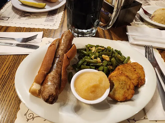 Schmidt’s Sausage Haus Restaurant Picture 4