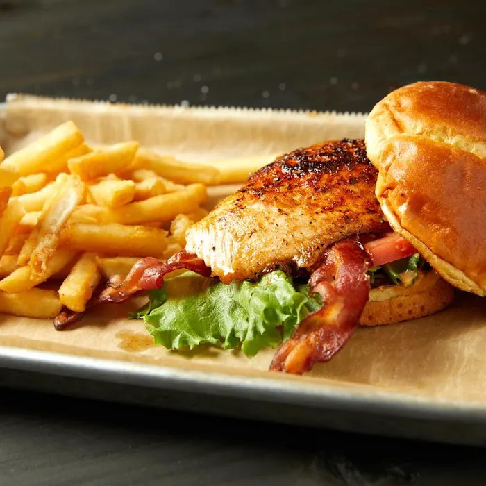 Moran's Bar and Grill Picture 3