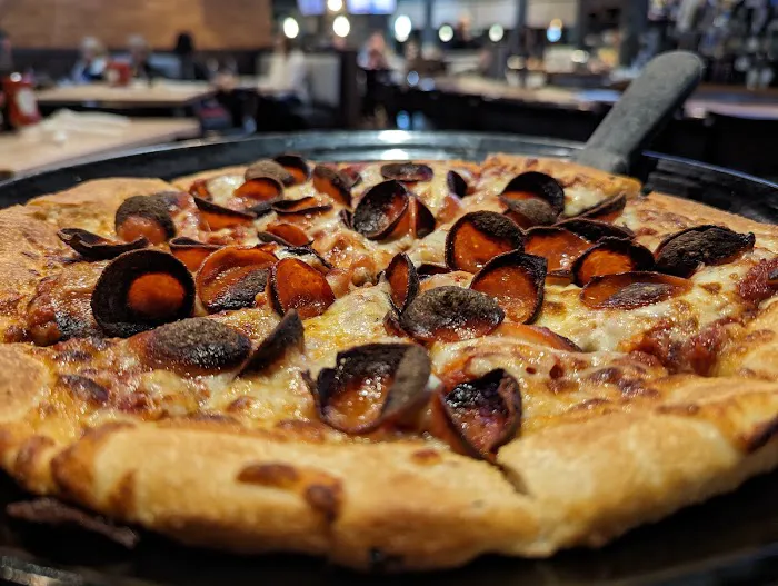Boston's Pizza Restaurant & Sports Bar Picture 10