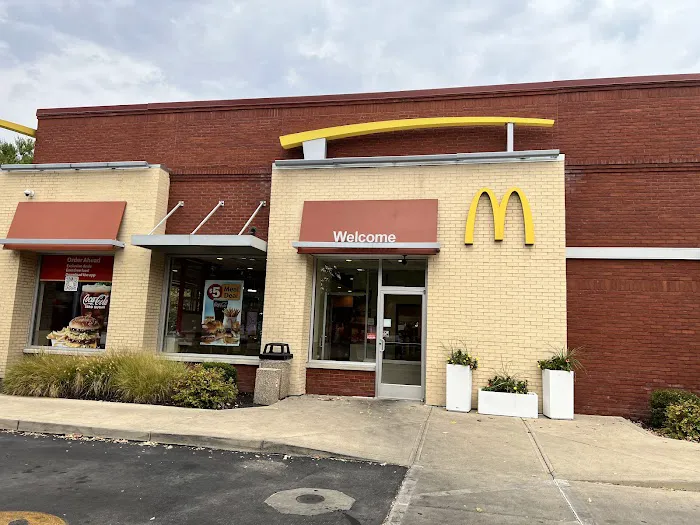 McDonald's Picture 2