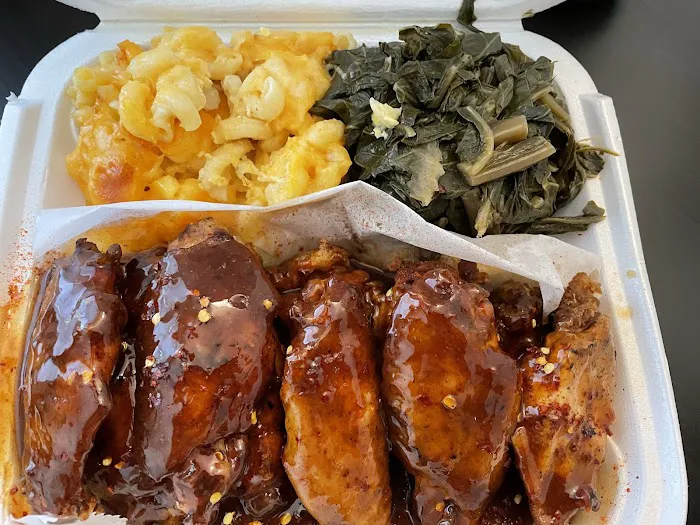 B&K Smoke House Picture 7