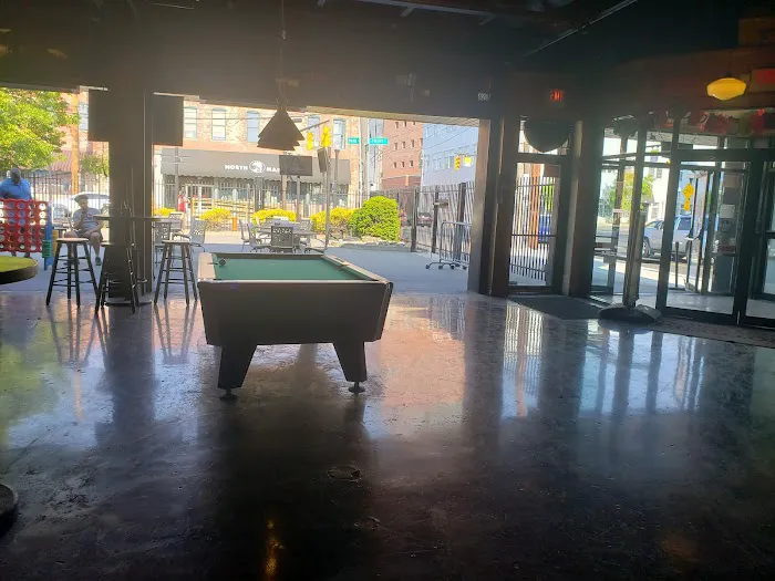 Brothers Bar & Grill Picture 6