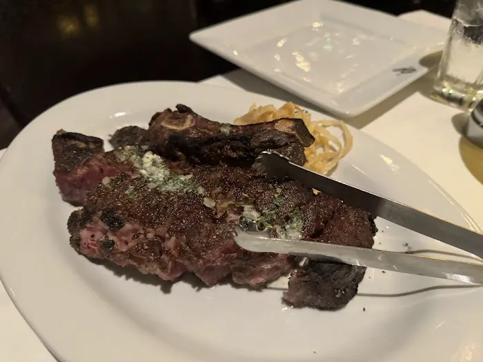 Hyde Park Prime Steakhouse Picture 5