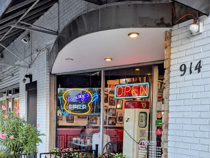 Tommy's Diner Picture 10