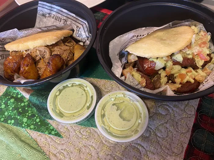 Cilantro Latin Express Picture 2