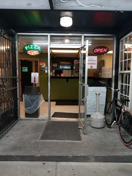 Grandma's Pizza on Parsons Picture 2