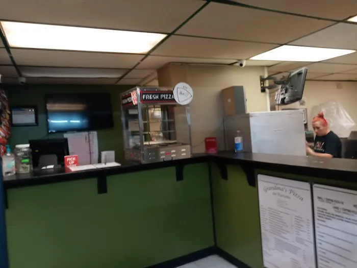 Grandma's Pizza on Parsons Picture 5