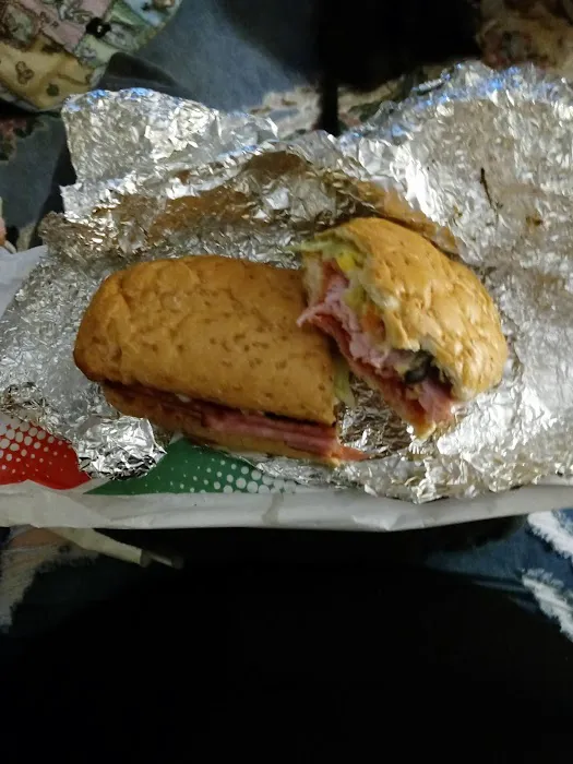 Grandma's Pizza on Parsons Picture 10