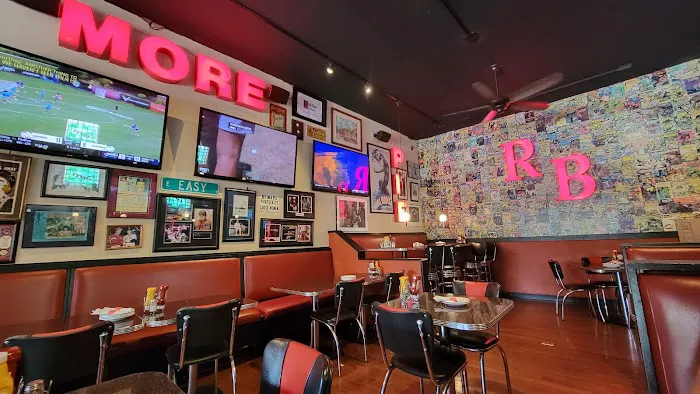 The Red Brick Tap & Grill Picture 2
