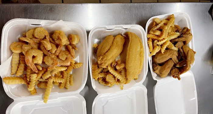 Chicago Fish and Chicken Picture 4
