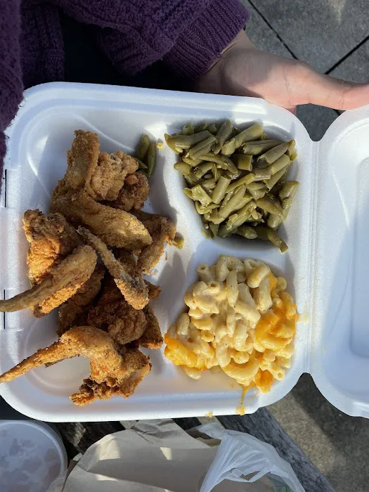 Madison Soul Food Kitchen Picture 9