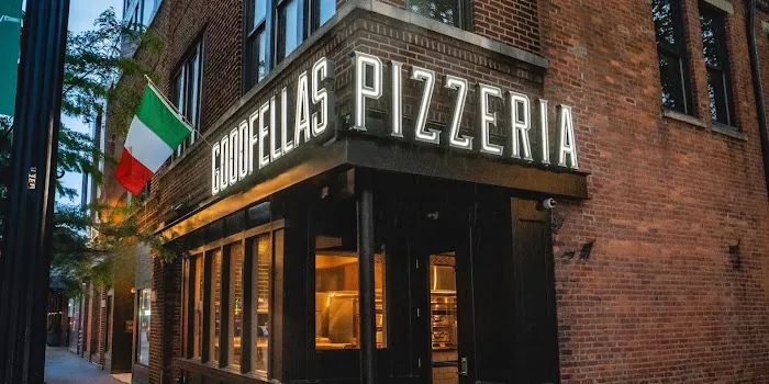 Goodfellas Pizzeria - Short North Picture 2