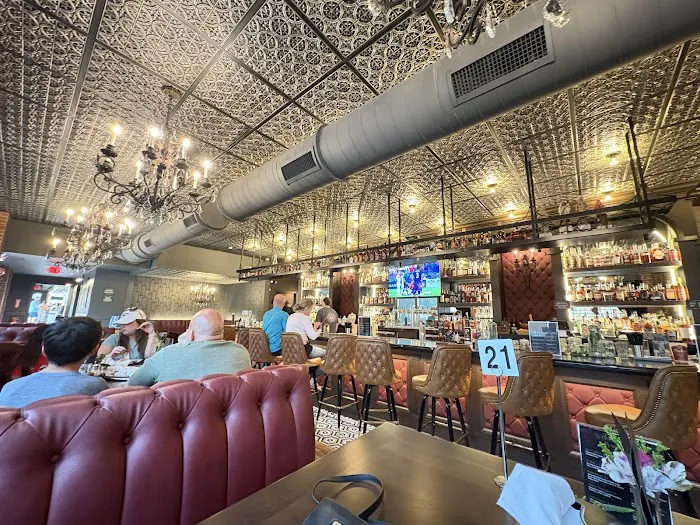 Goodfellas Pizzeria - Short North Picture 4