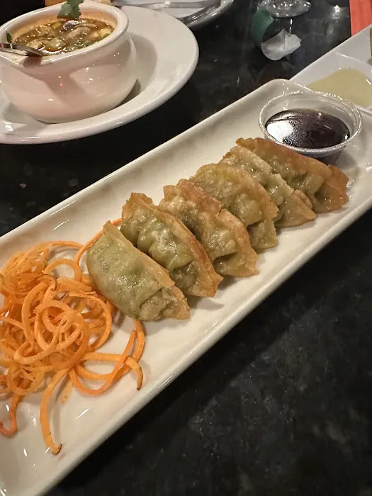 Lemongrass Fusion Bistro Picture 6