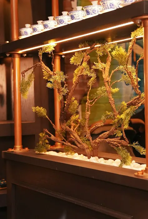 698 Restaurant Picture 3