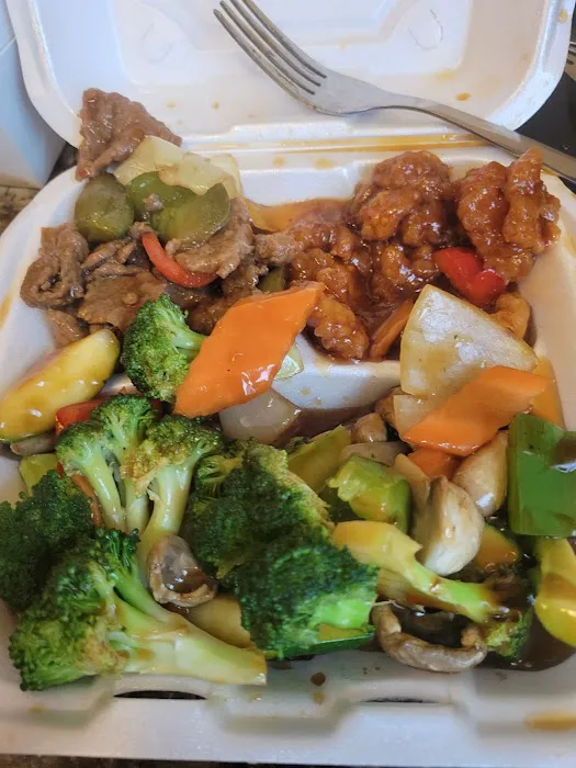 Wang’s Chinese Kitchen Picture 6