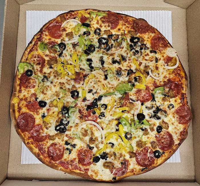 Ohio State Pizza & Wings Picture 3