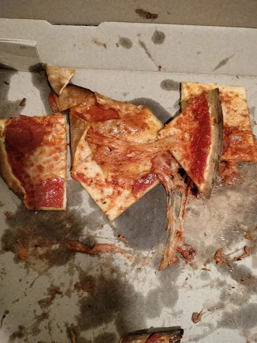 Ohio State Pizza & Wings Picture 8
