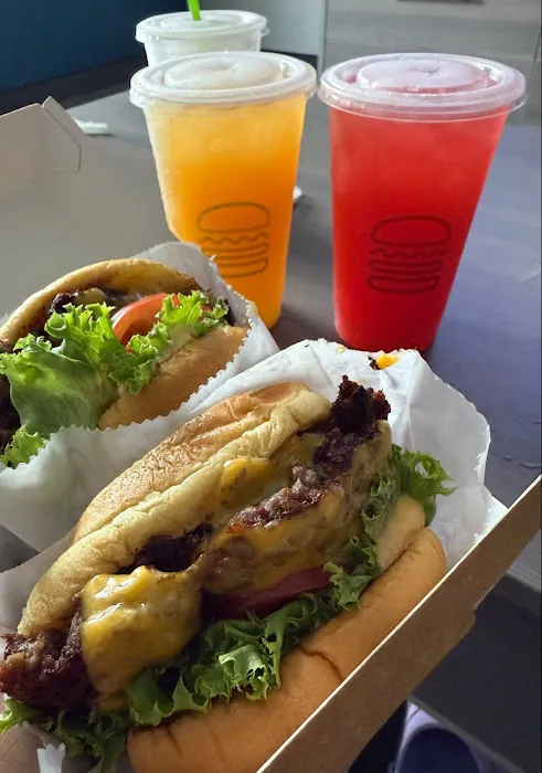 Shake Shack Short North Picture 4