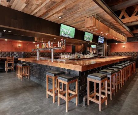 The Eagle Short North