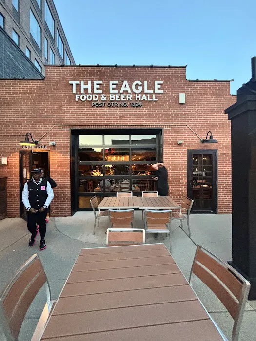 The Eagle Short North Picture 4