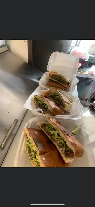 El Mexicano Taco Truck Picture 9