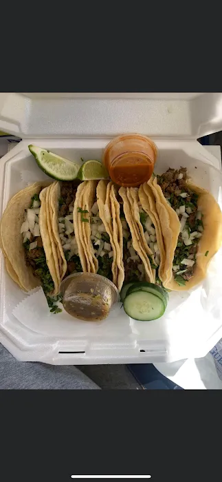 El Mexicano Taco Truck Picture 10
