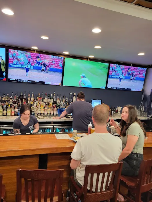 Bobcat Sports Bar Picture 9