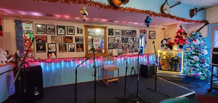 Lois Mann's Restaurant Picture 10